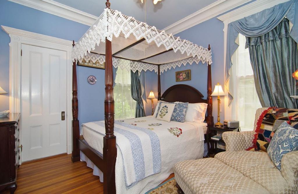 Shorecrest Bed And Breakfast Southold Rum bild